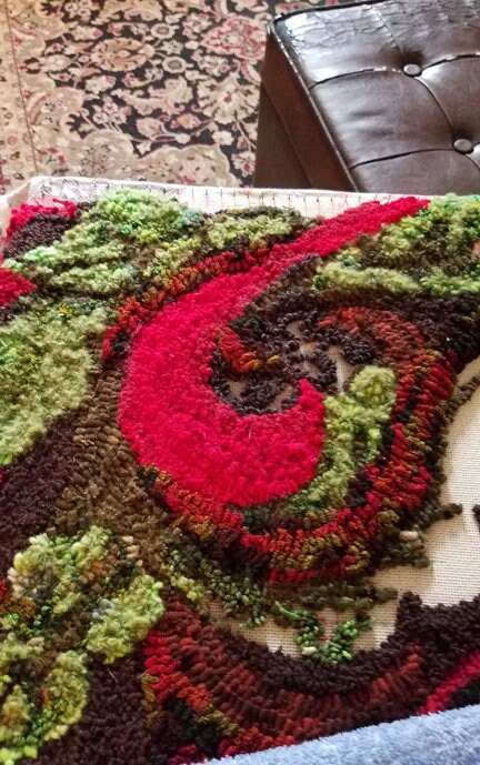 Mossy Leaves & Scrolls - Rug Hooking PATTERN on Rug Warp / Linen / Burlap / Paper