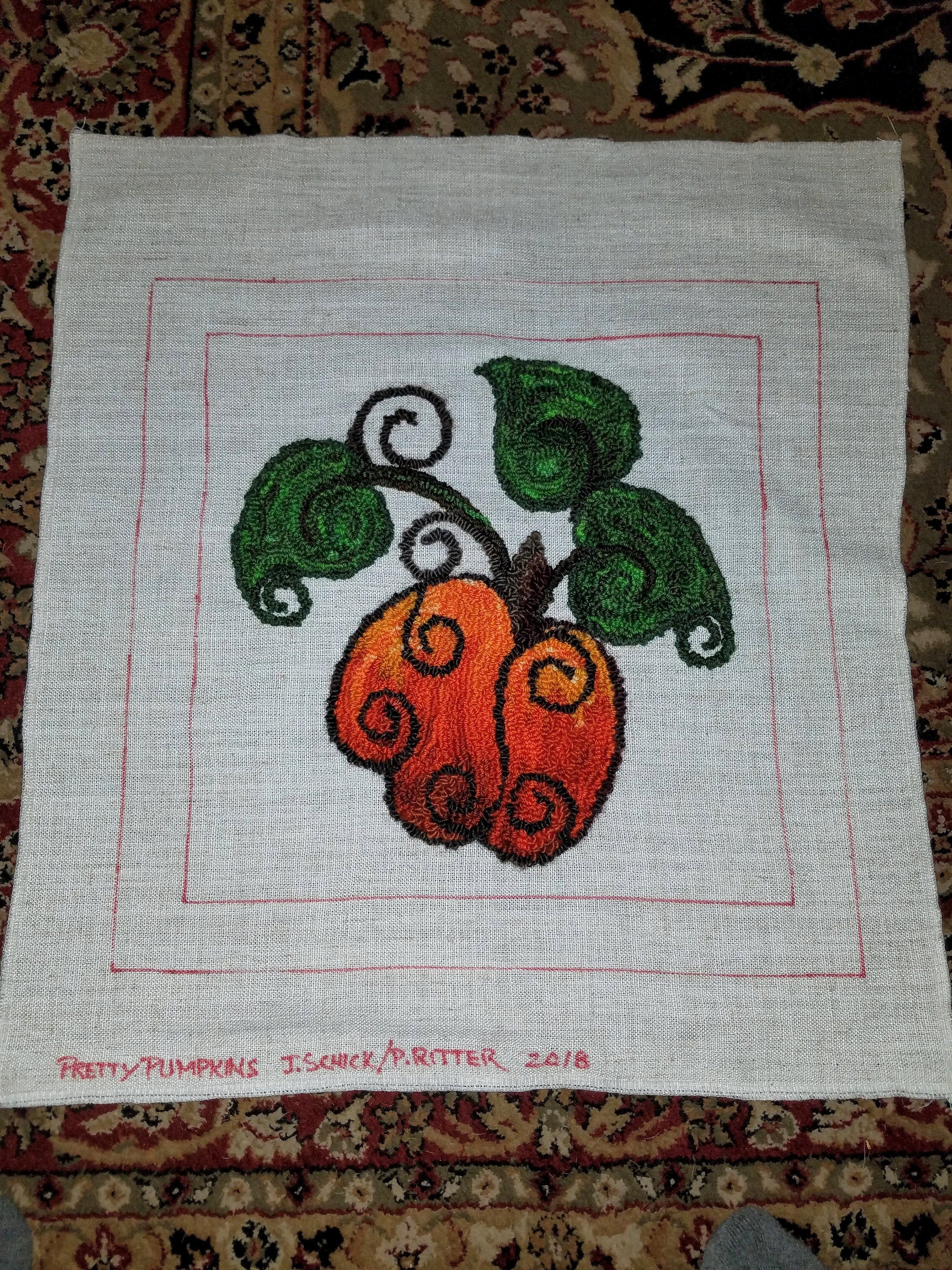 Pretty Pumpkins Motif - Rug Hooking PATTERN on Rug Warp / Linen / Burlap / Paper