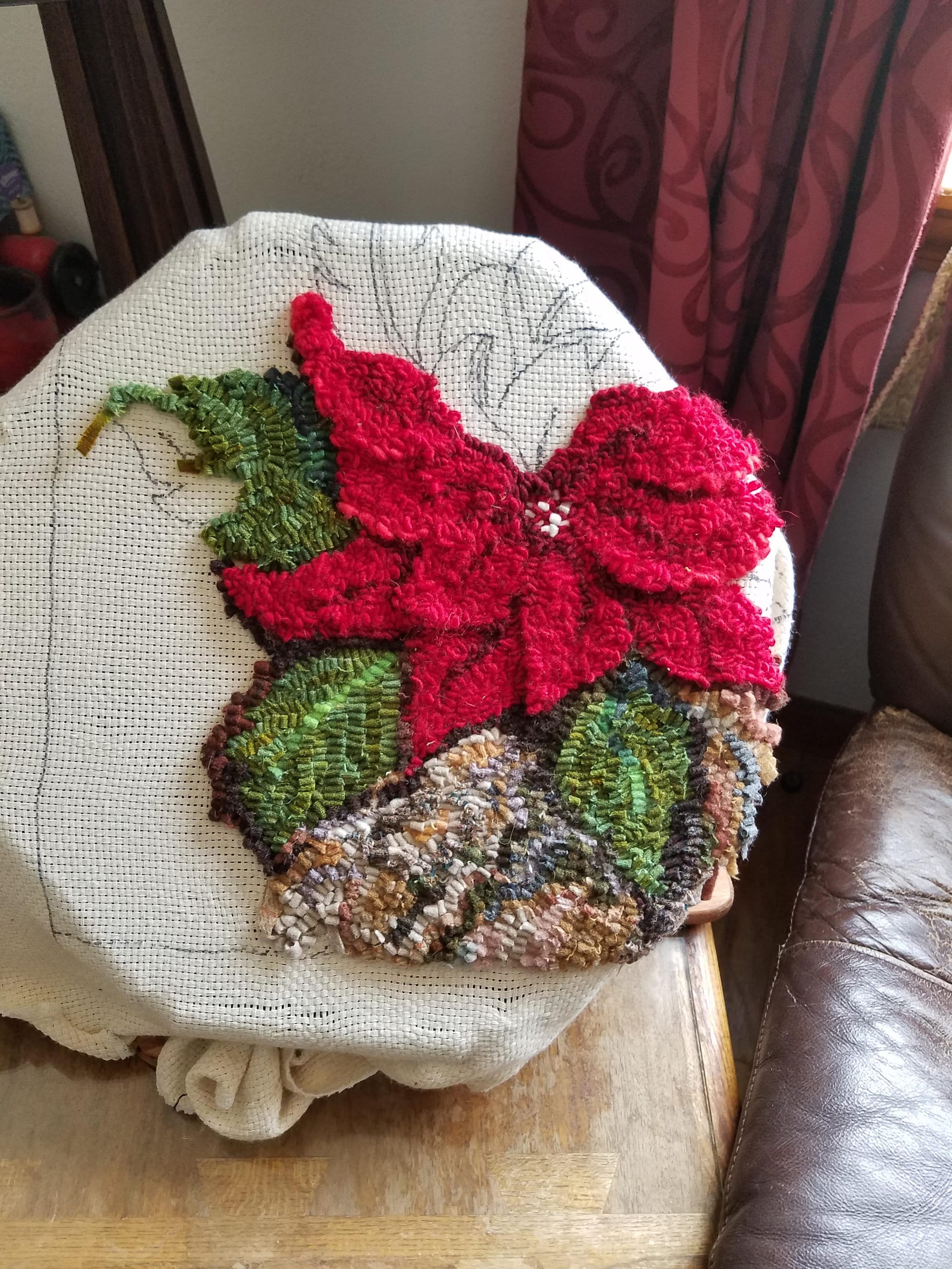 Poinsettia Pair - Rug Hooking PATTERN on Rug Warp / Linen / Burlap / Paper